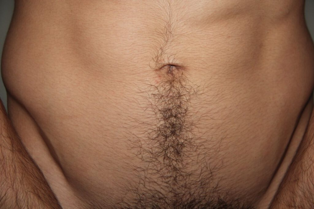 Things we like in men: Pubes